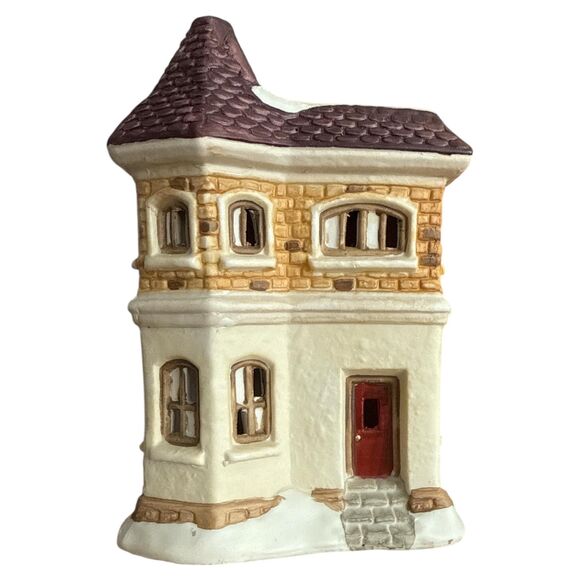 The Old Granville House of Bedford Falls | Illuminated Porcelain Building - Picture 5 of 11